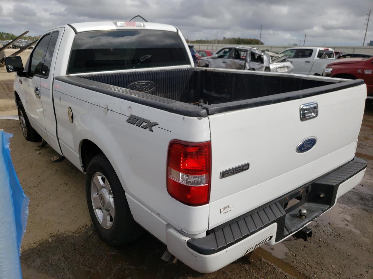 Photo 3 from auction – 2004 FORD F150 with VIN 1FTRF12W74NA59472