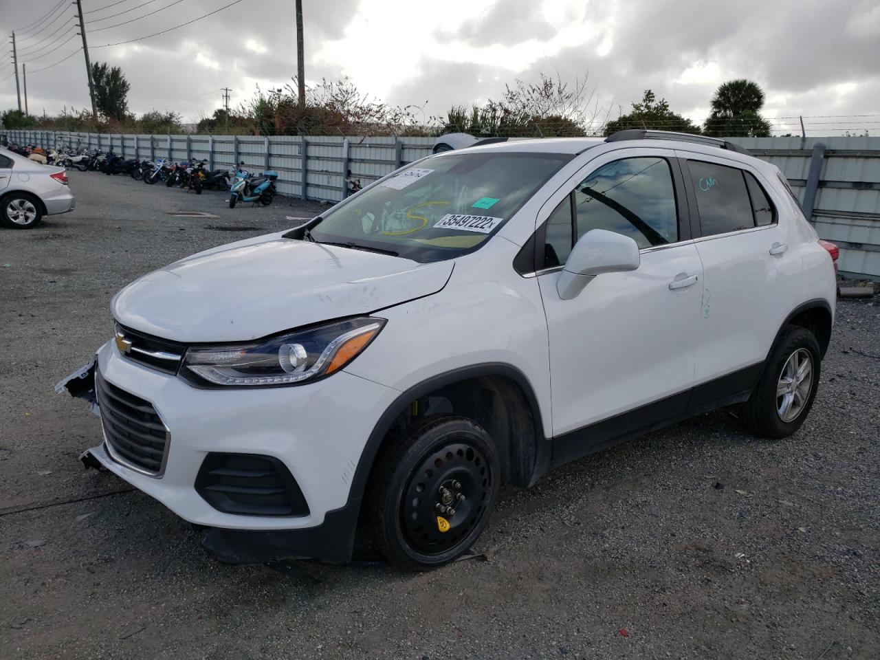 Photo 2 from auction – 2020 CHEVROLET TRAX 1LT with VIN 3GNCJLSB0LL212292