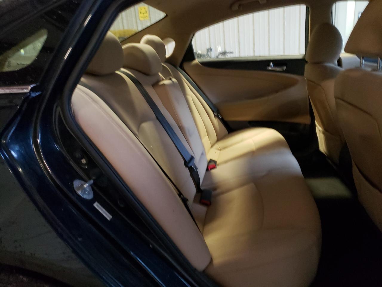 Photo 6 from auction – 2011 HYUNDAI SONATA GLS with VIN 5NPEB4AC2BH024600