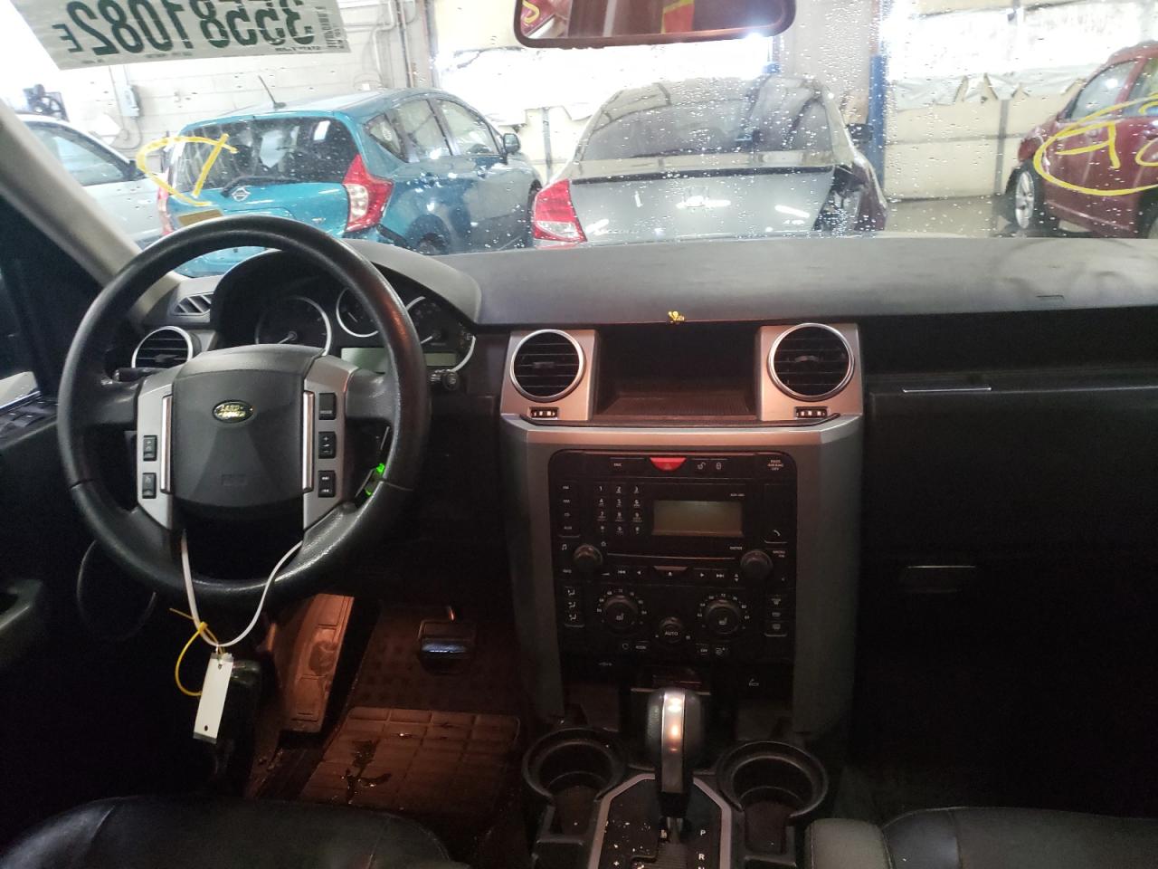 Photo 9 from auction – 2008 LAND ROVER LR3 SE with VIN SALAE254X8A445051