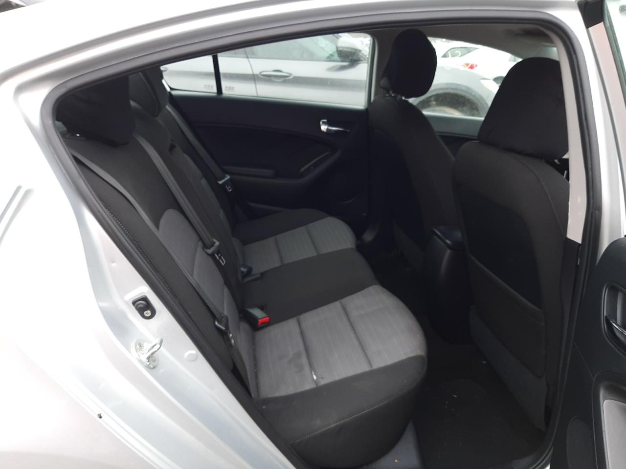 صورة رقم 6 من المزاد - 2014 KIA FORTE EX مع VIN KNAFX4A88E5235495
