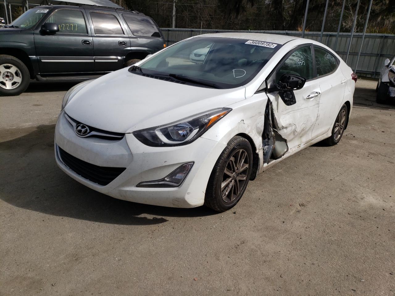 Photo 2 from auction – 2015 HYUNDAI ELANTRA with VIN 5NPDH4AE8FH640125