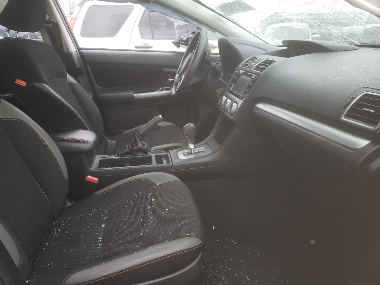 Photo 5 from auction – 2017 SUBARU CROSSTREK with VIN JF2GPABC5HH252171