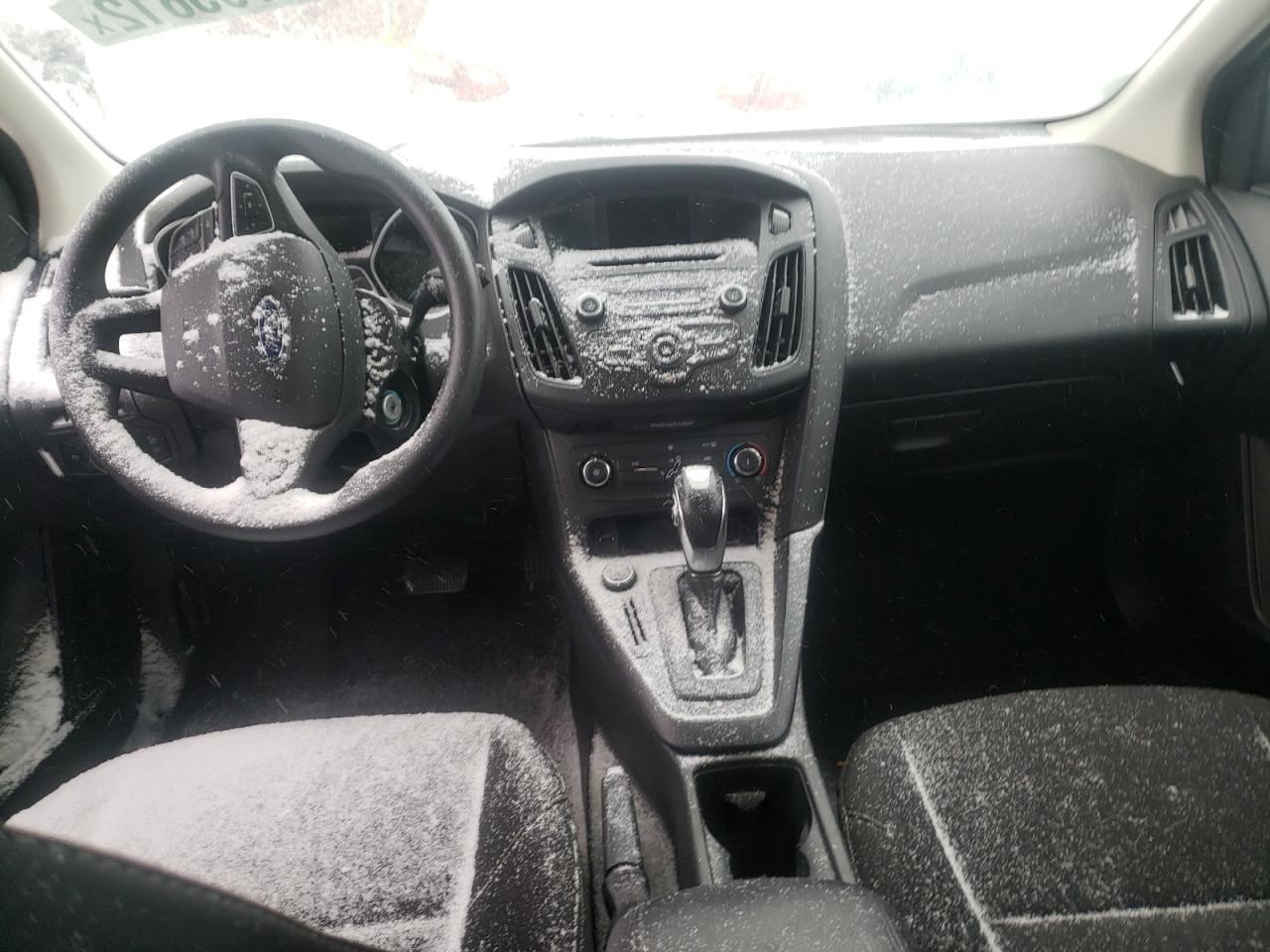 Photo 9 from auction – 2016 FORD FOCUS SE with VIN 1FADP3K23GL345177