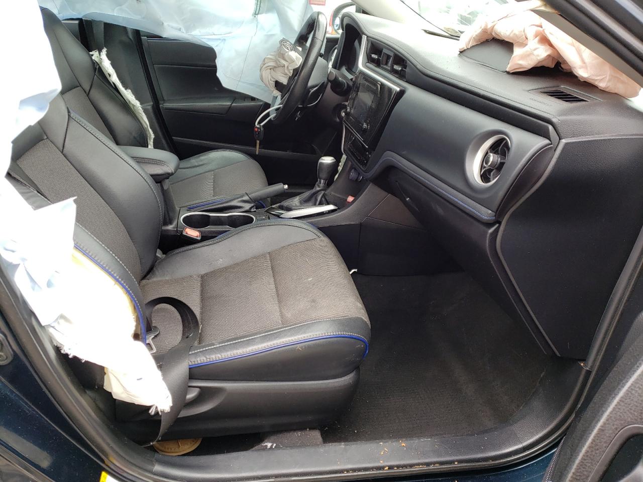 Photo 5 from auction – 2019 TOYOTA COROLLA L with VIN 2T1BURHE2KC201862