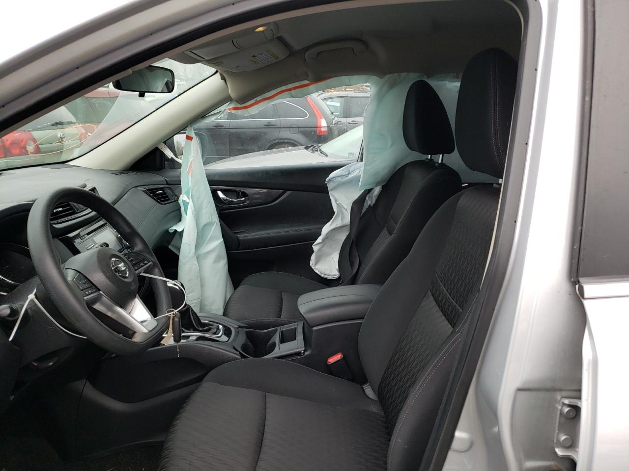 Photo 5 from auction – 2017 NISSAN ROGUE S with VIN KNMAT2MV5HP570964