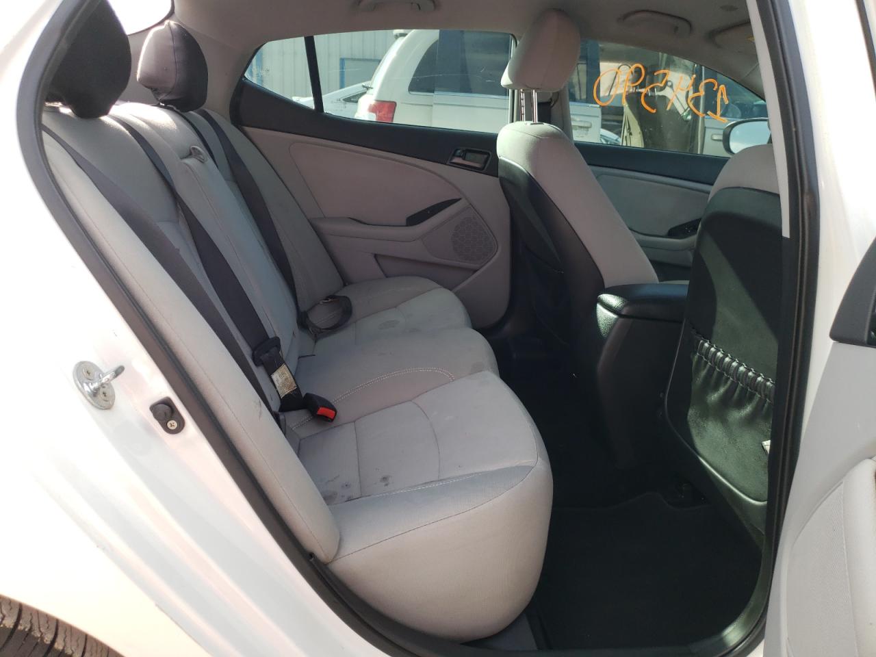 Photo 6 from auction – 2013 KIA OPTIMA LX with VIN KNAGM4A7XD5307879