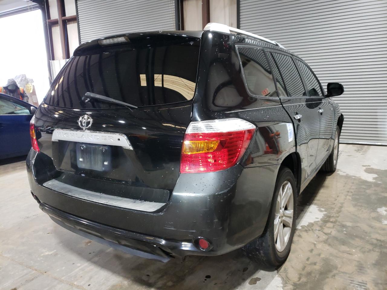 Photo 4 from auction – 2010 TOYOTA HIGHLANDER with VIN 5TDYK3EHXAS018663