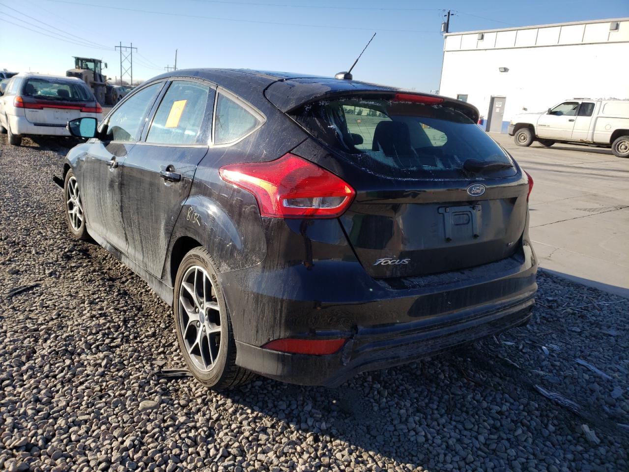 Photo 3 from auction – 2016 FORD FOCUS SE with VIN 1FADP3K20GL406341