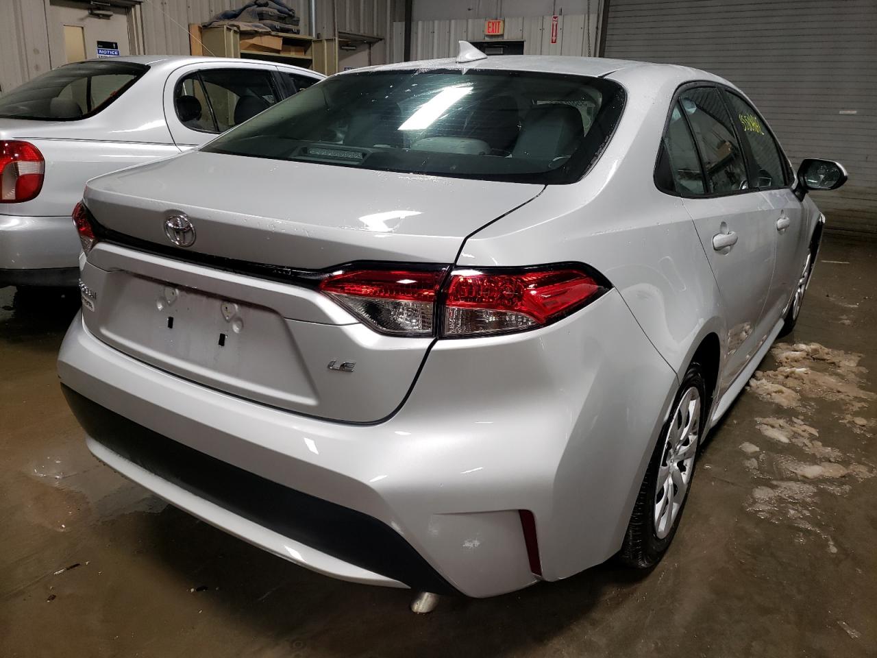 Photo 4 from auction – 2021 TOYOTA COROLLA LE with VIN 5YFEPMAE3MP234518
