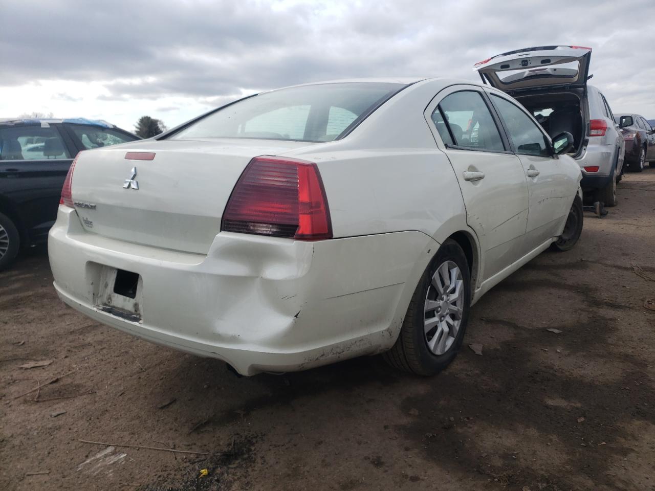 Photo 4 from auction – 2007 MITSUBISHI GALANT ES with VIN 4A3AB36F77E051078