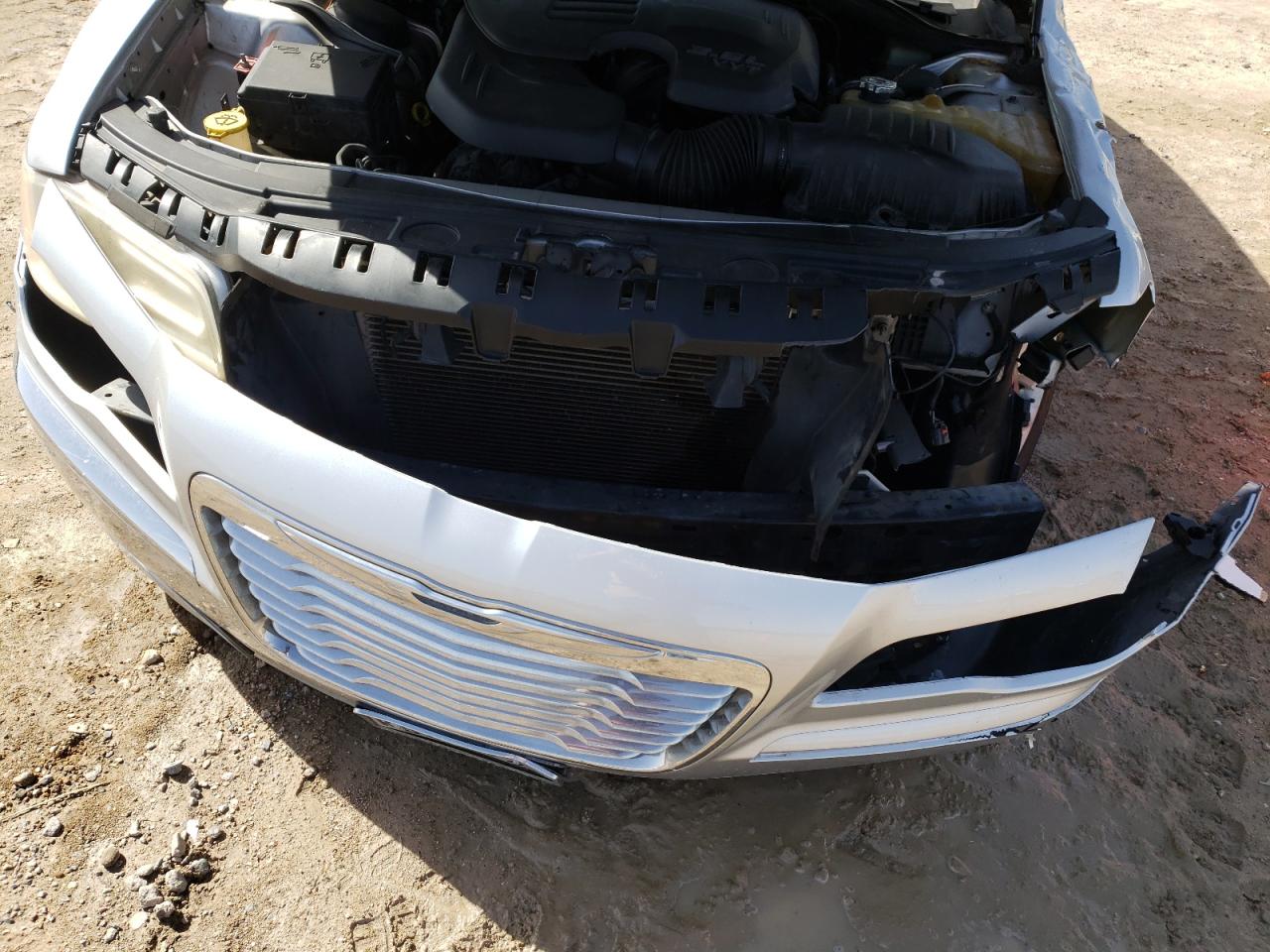 Photo 9 from auction – 2012 CHRYSLER 300 with VIN 2C3CCAAG2CH104452