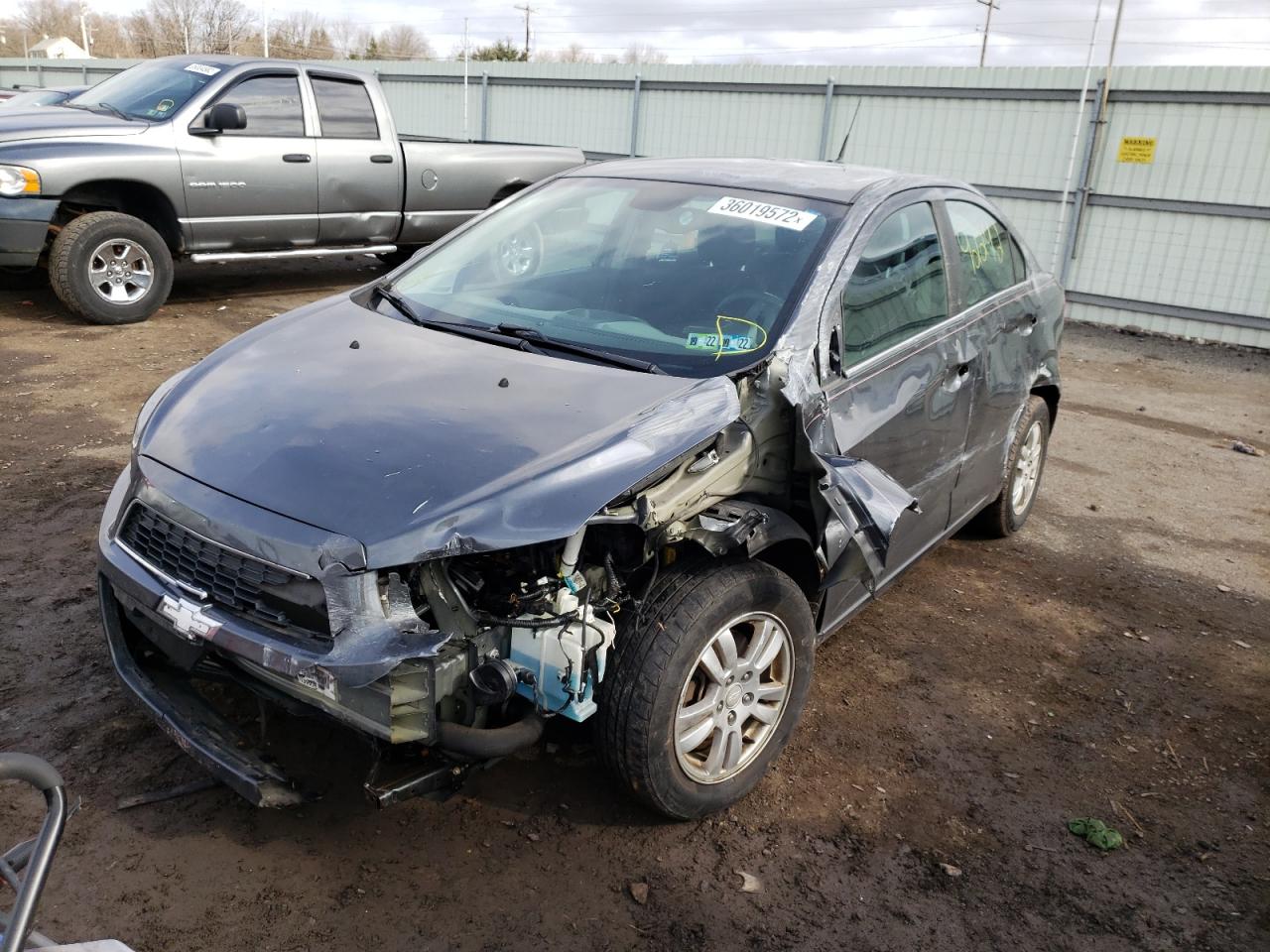 Photo 2 from auction – 2013 CHEVROLET SONIC LT with VIN 1G1JC5SB9D4105375