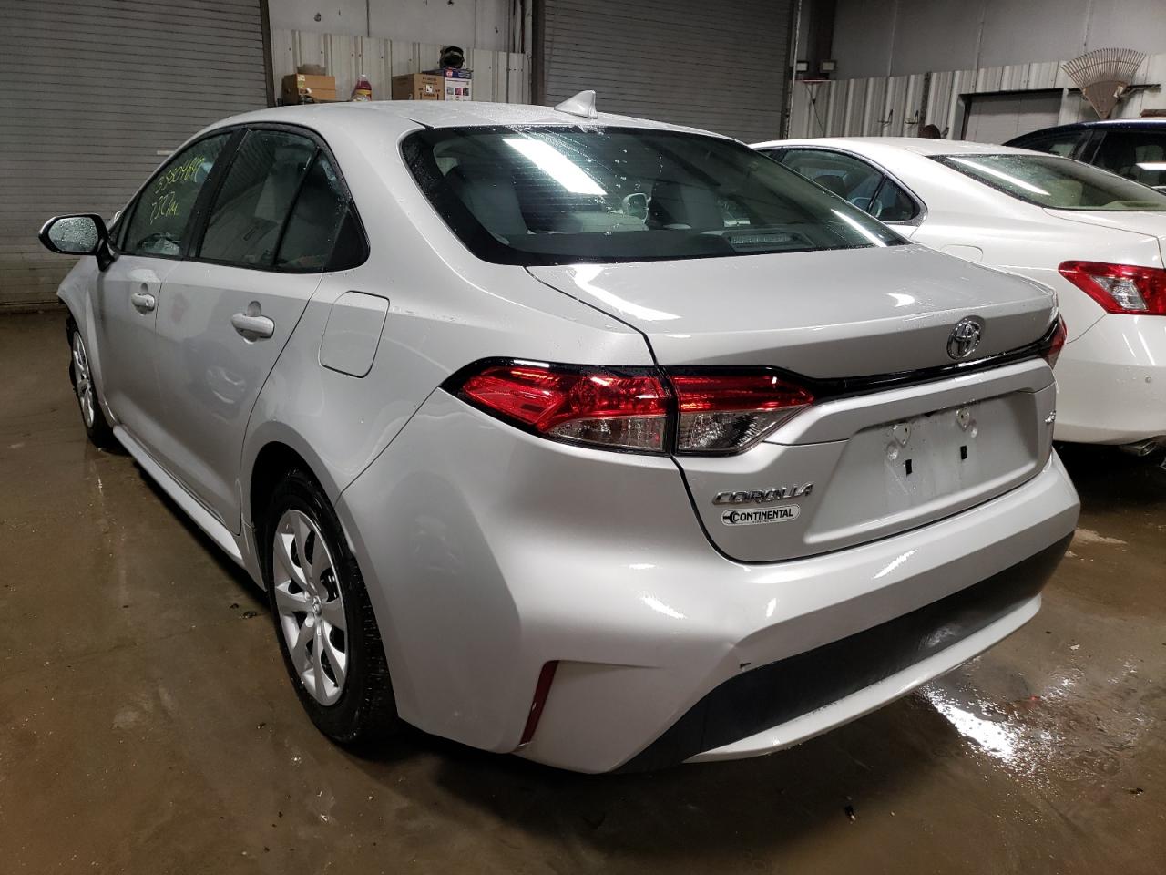 Photo 3 from auction – 2021 TOYOTA COROLLA LE with VIN 5YFEPMAE3MP234518