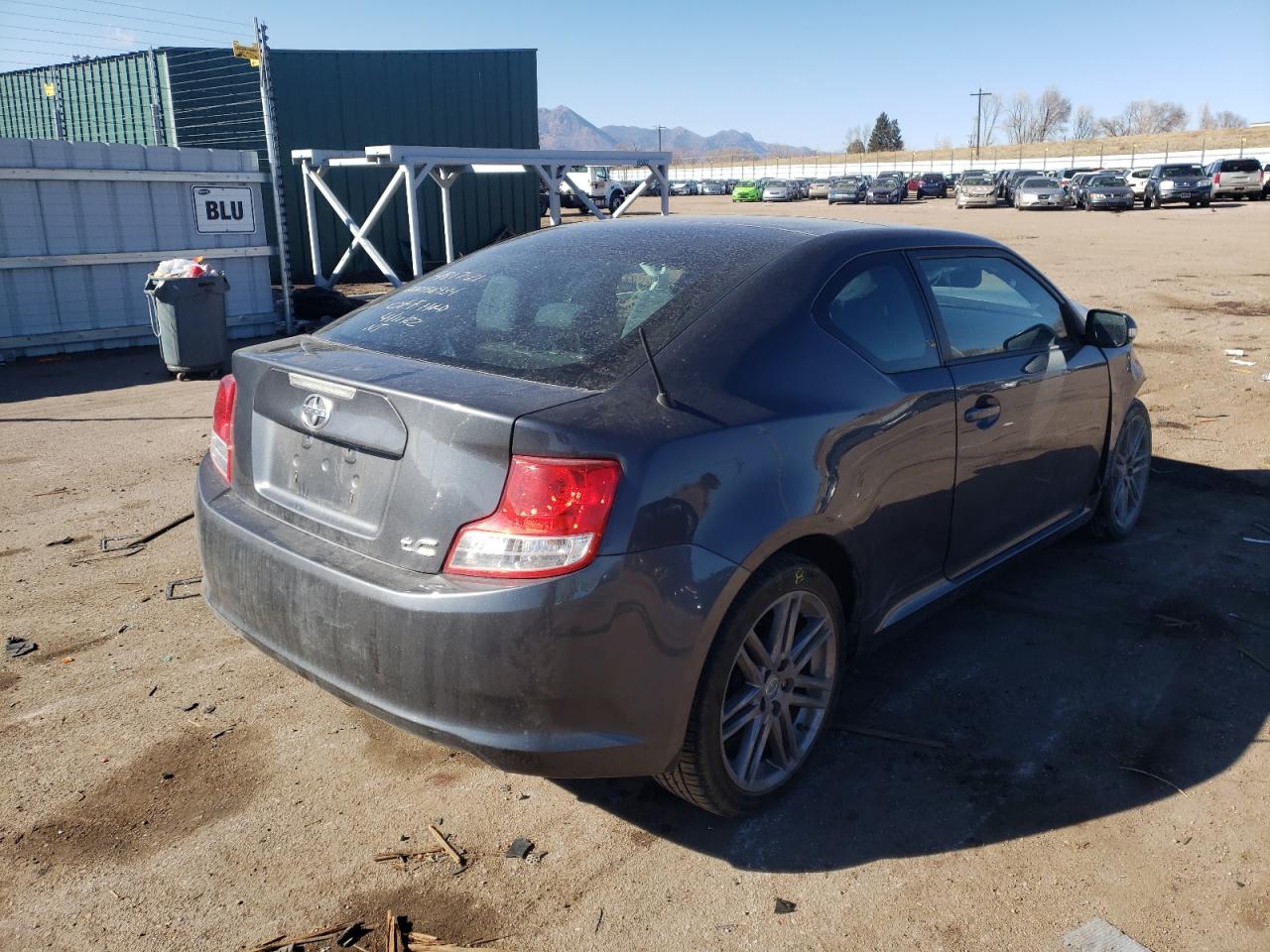 Photo 4 from auction – 2011 TOYOTA SCION TC with VIN JTKJF5C77B3020748