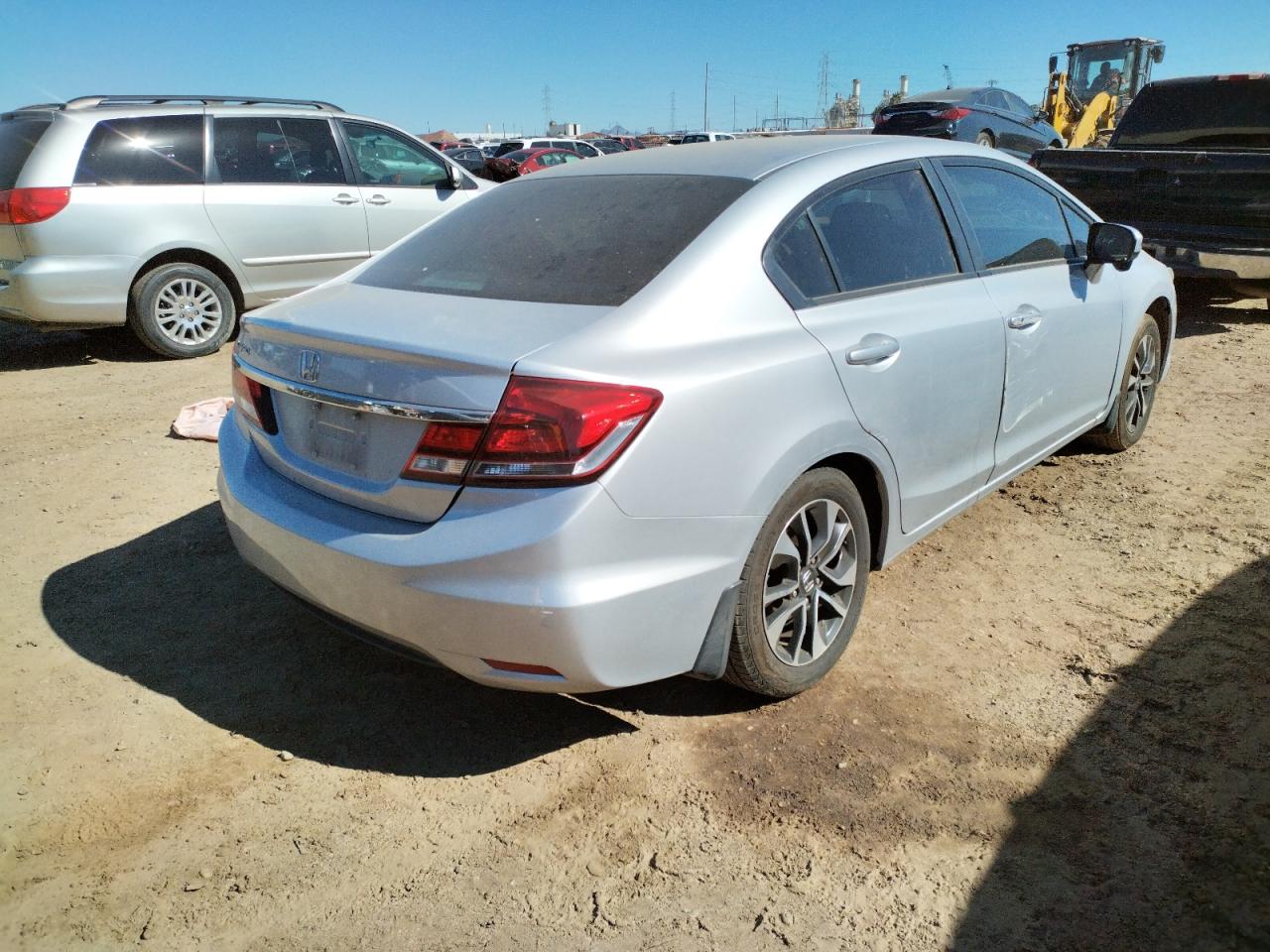 Photo 4 from auction – 2015 HONDA CIVIC EX with VIN 2HGFB2F85FH514607