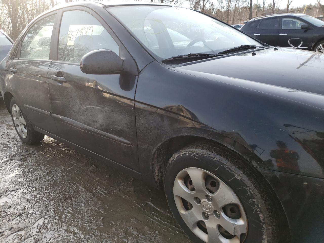 Photo 9 from auction – 2009 KIA SPECTRA EX with VIN KNAFE222095640454