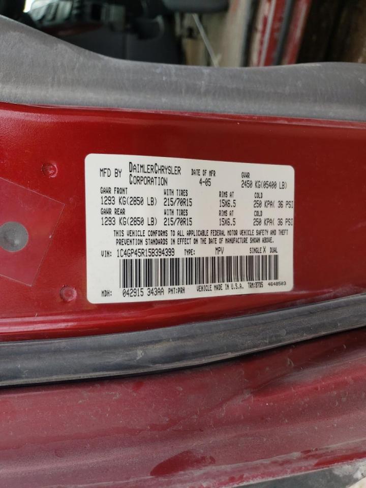 Photo 10 from auction – 2005 CHRYSLER TOWN & COU with VIN 1C4GP45R15B394399