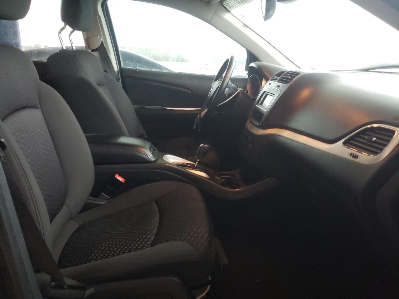 Photo 5 from auction – 2018 DODGE JOURNEY SE with VIN 3C4PDCAB8JT531844