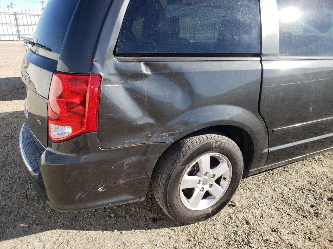 Photo 9 from auction – 2012 DODGE GRAND CARA with VIN 2C4RDGCG4CR373453
