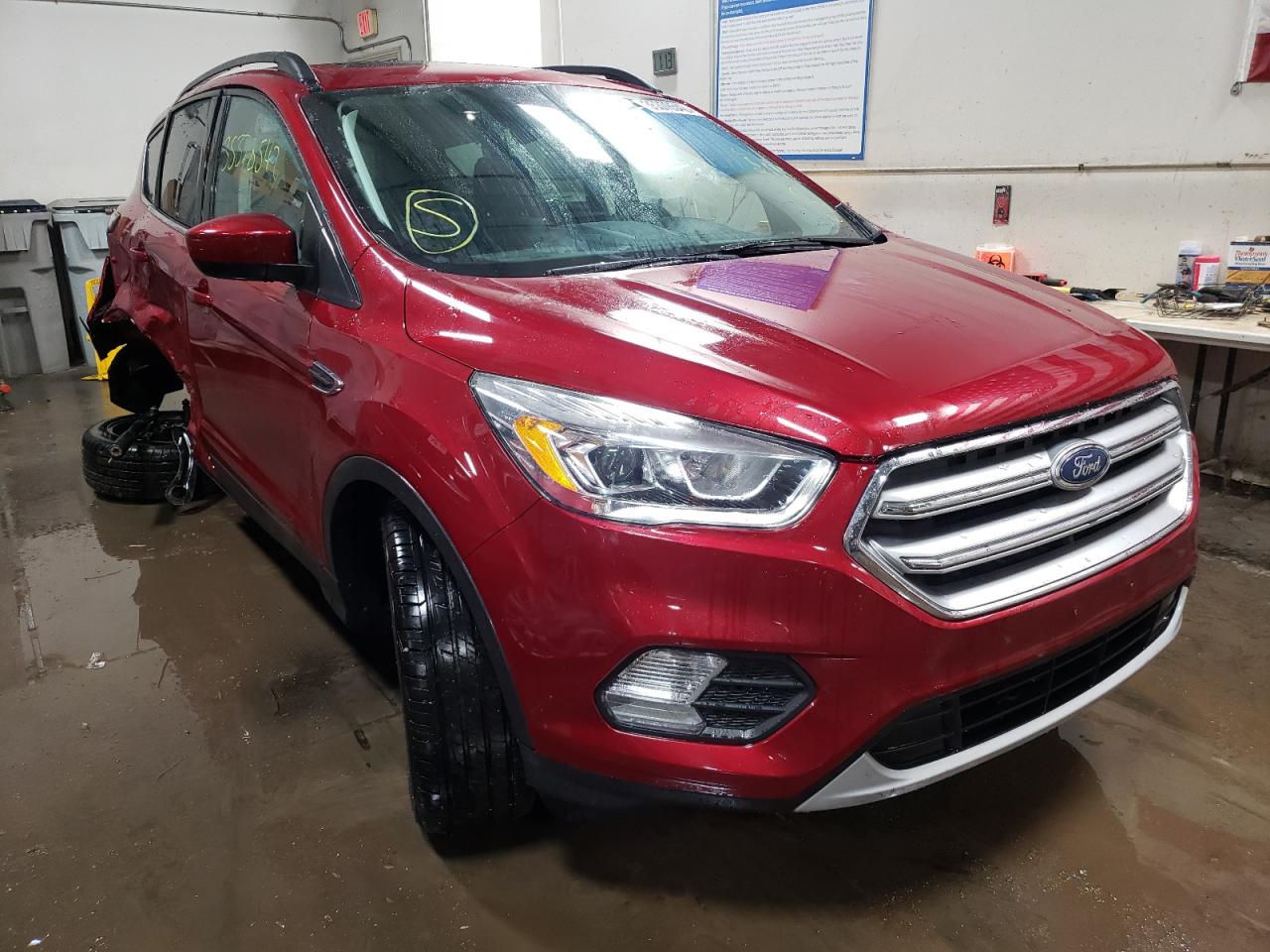 FORD ESCAPE SE 2017 with VIN 1FMCU0GD9HUC86540 - Photo from auction