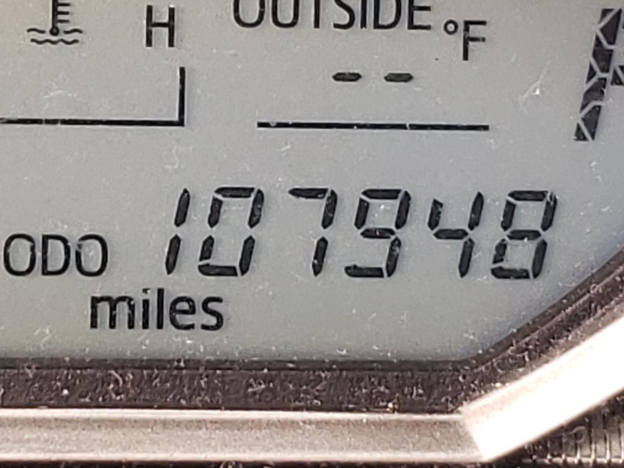 Photo 8 from auction – 2015 TOYOTA RAV4 LE with VIN 2T3BFREV9FW340137