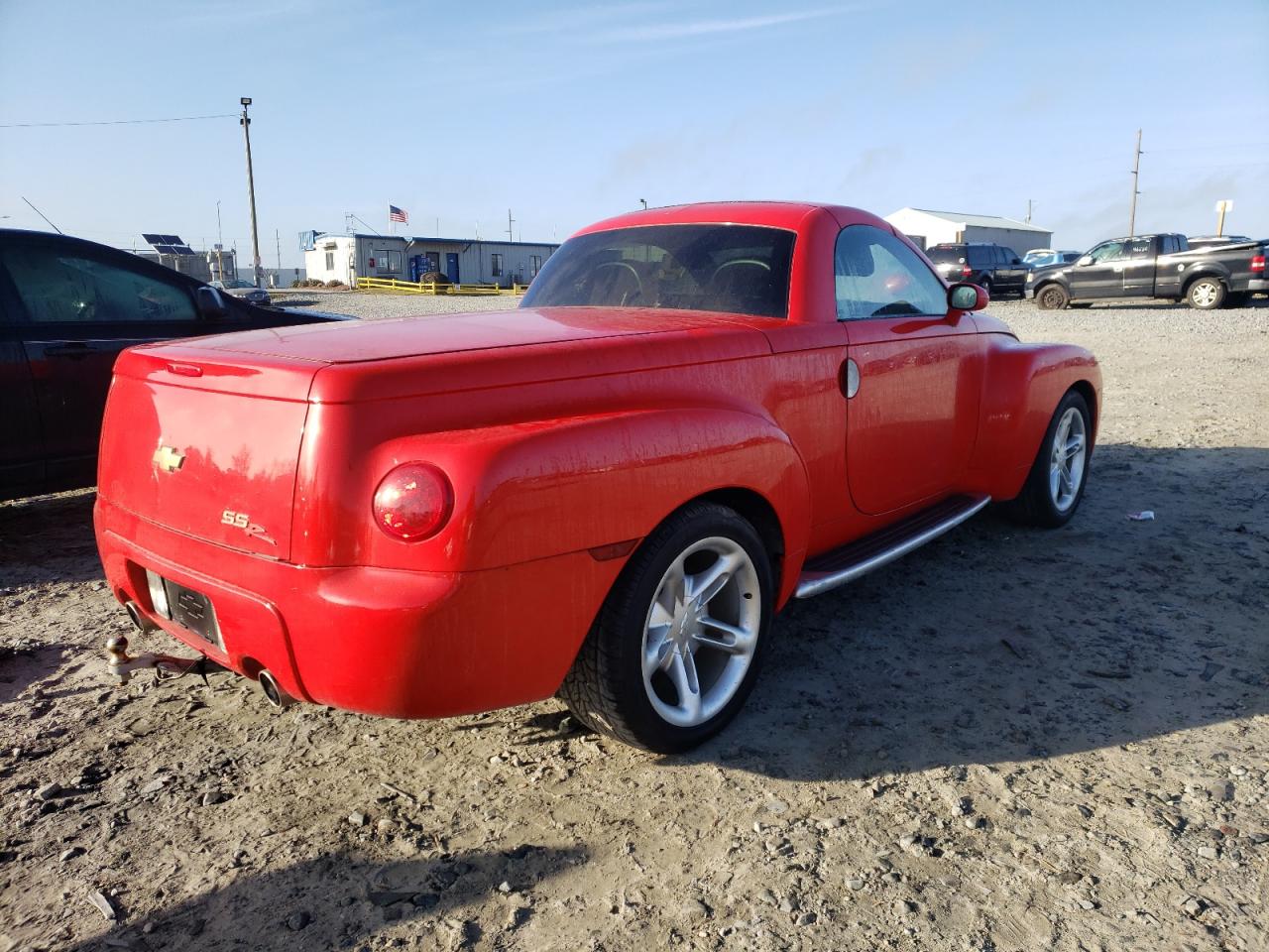 Photo 4 from auction – 2004 CHEVROLET SSR with VIN 1GCES14PX4B105751
