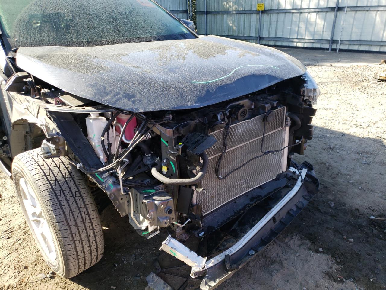 Photo 9 from auction – 2020 TOYOTA RAV4 XLE with VIN JTMR6RFV4LD004367