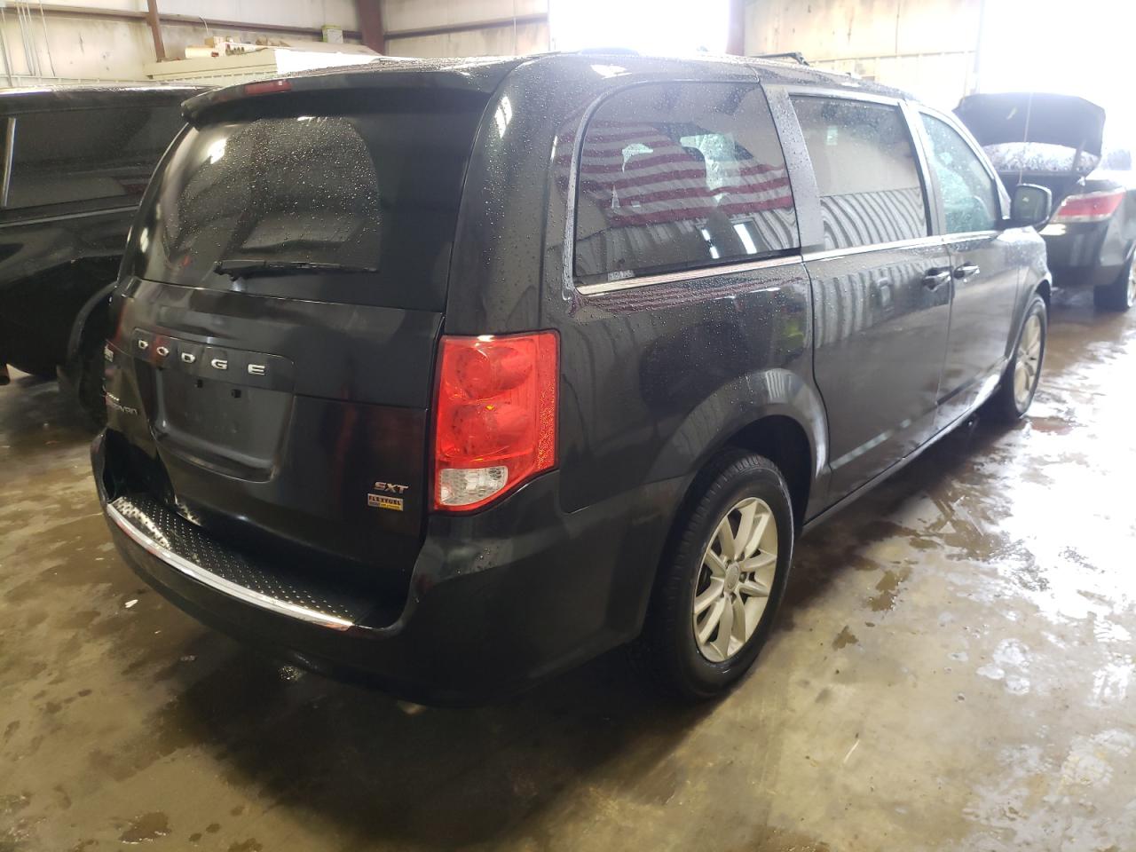 Photo 4 from auction – 2018 DODGE GRAND CARA with VIN 2C4RDGCG9JR264774