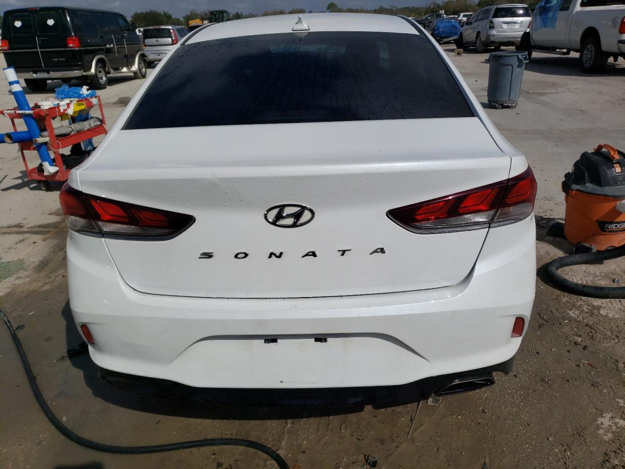 Photo 9 from auction – 2019 HYUNDAI SONATA LIM with VIN 5NPE34AF6KH771365