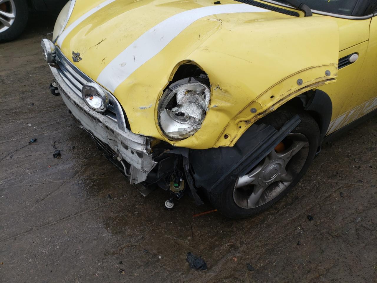 Photo 9 from auction – 2005 MINI COOPER with VIN WMWRC33485TJ63996