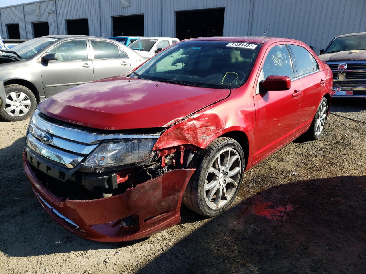 Photo 2 from auction – 2011 FORD FUSION SE with VIN 3FAHP0HG7BR217652