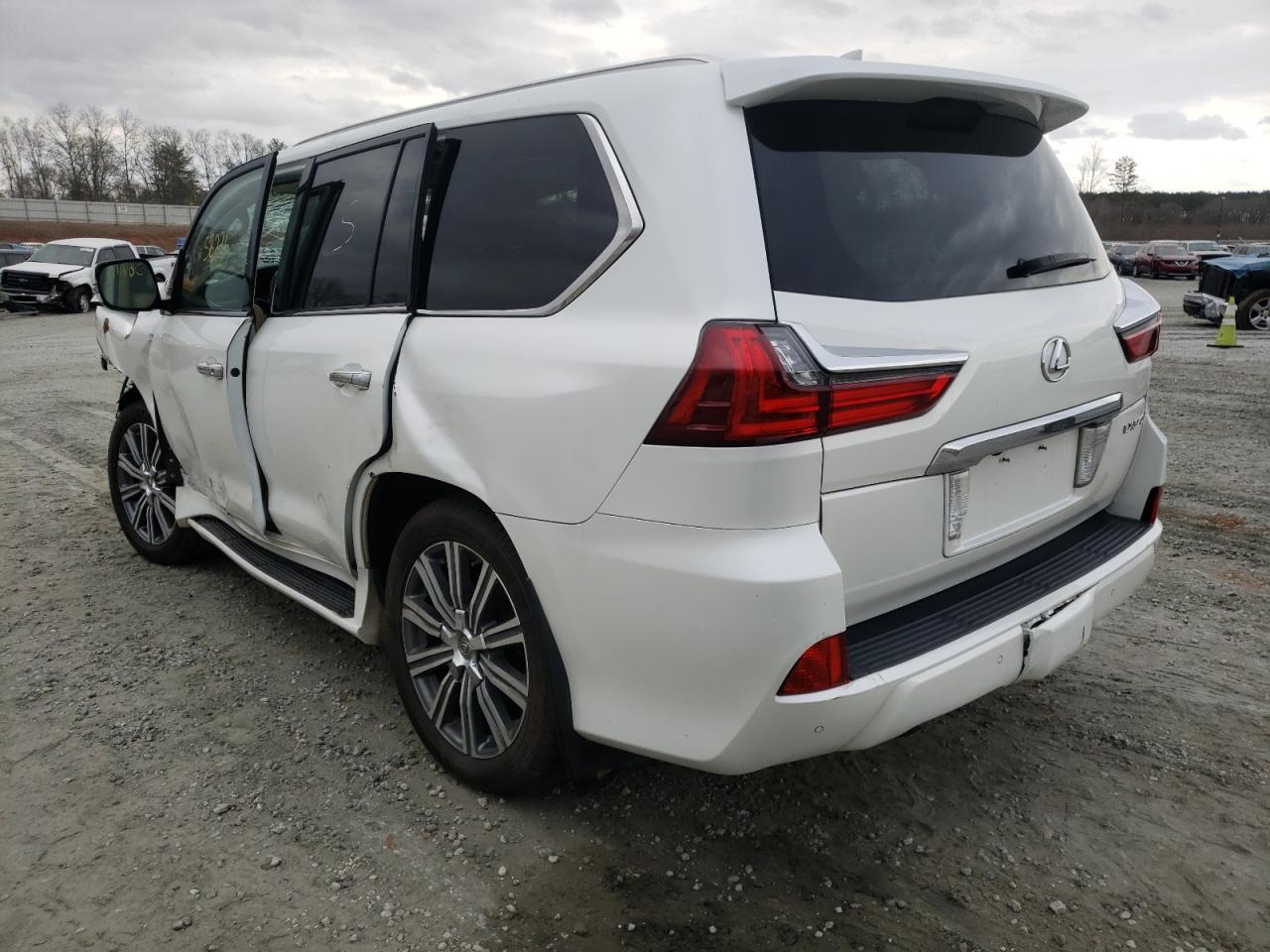 Photo 3 from auction – 2017 LEXUS LX 570 with VIN JTJHY7AX7H4241507