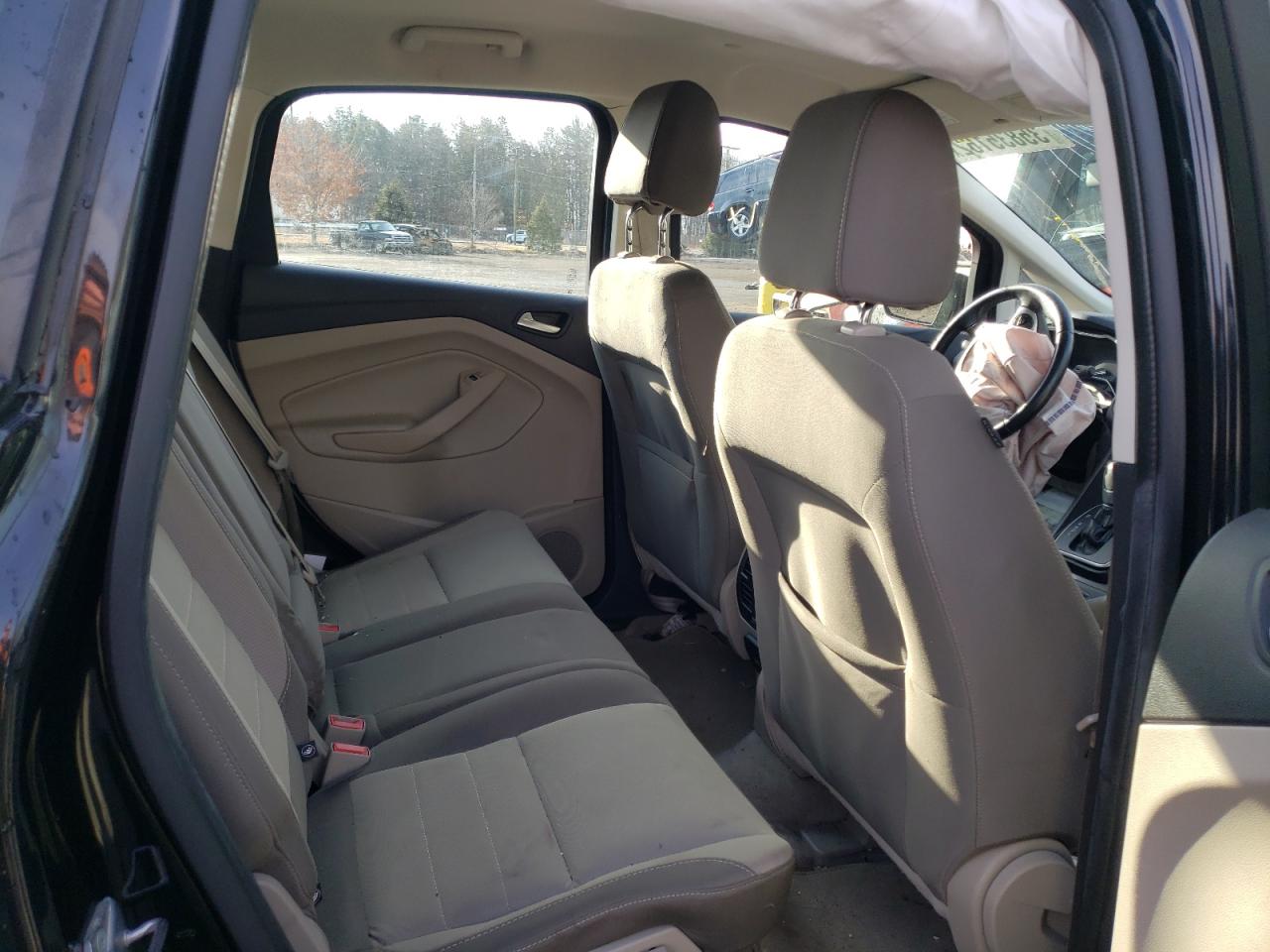 Photo 6 from auction – 2015 FORD C-MAX SE with VIN 1FADP5AU2FL119001