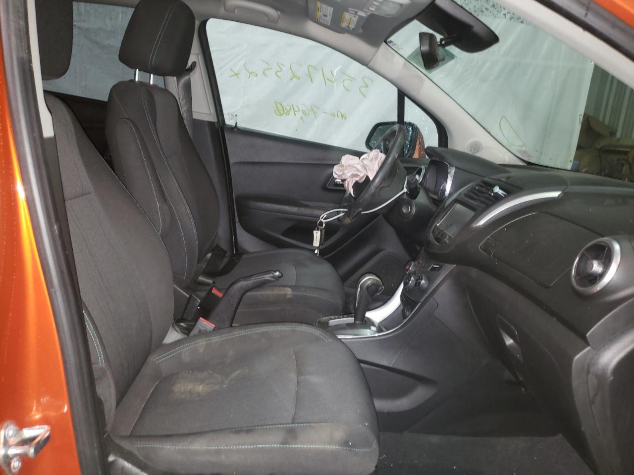 Photo 5 from auction – 2015 CHEVROLET TRAX 1LT with VIN KL7CJRSB7FB234580