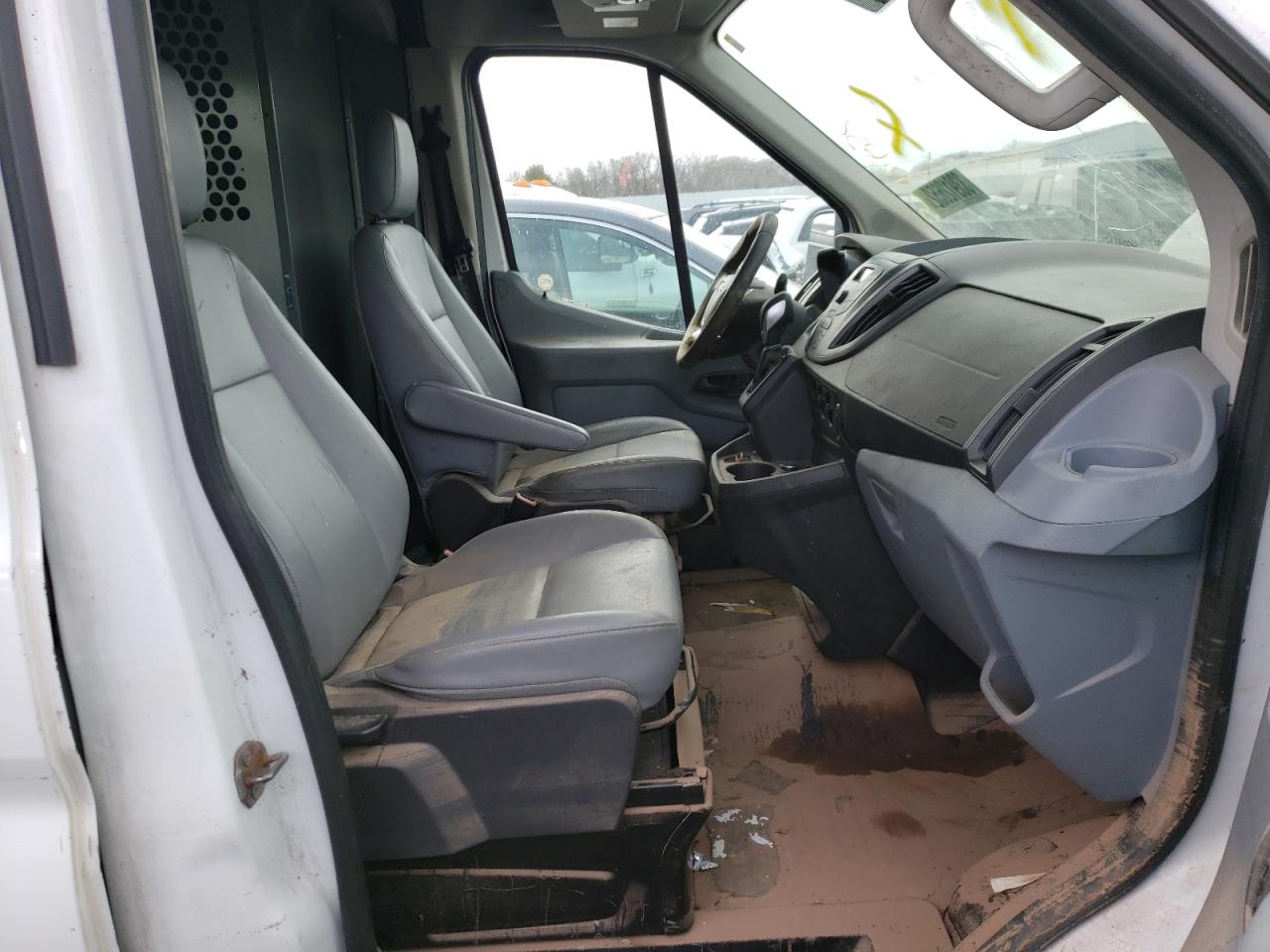 Photo 5 from auction – 2015 FORD TRANSIT T- with VIN 1FTNE2CM7FKA14914