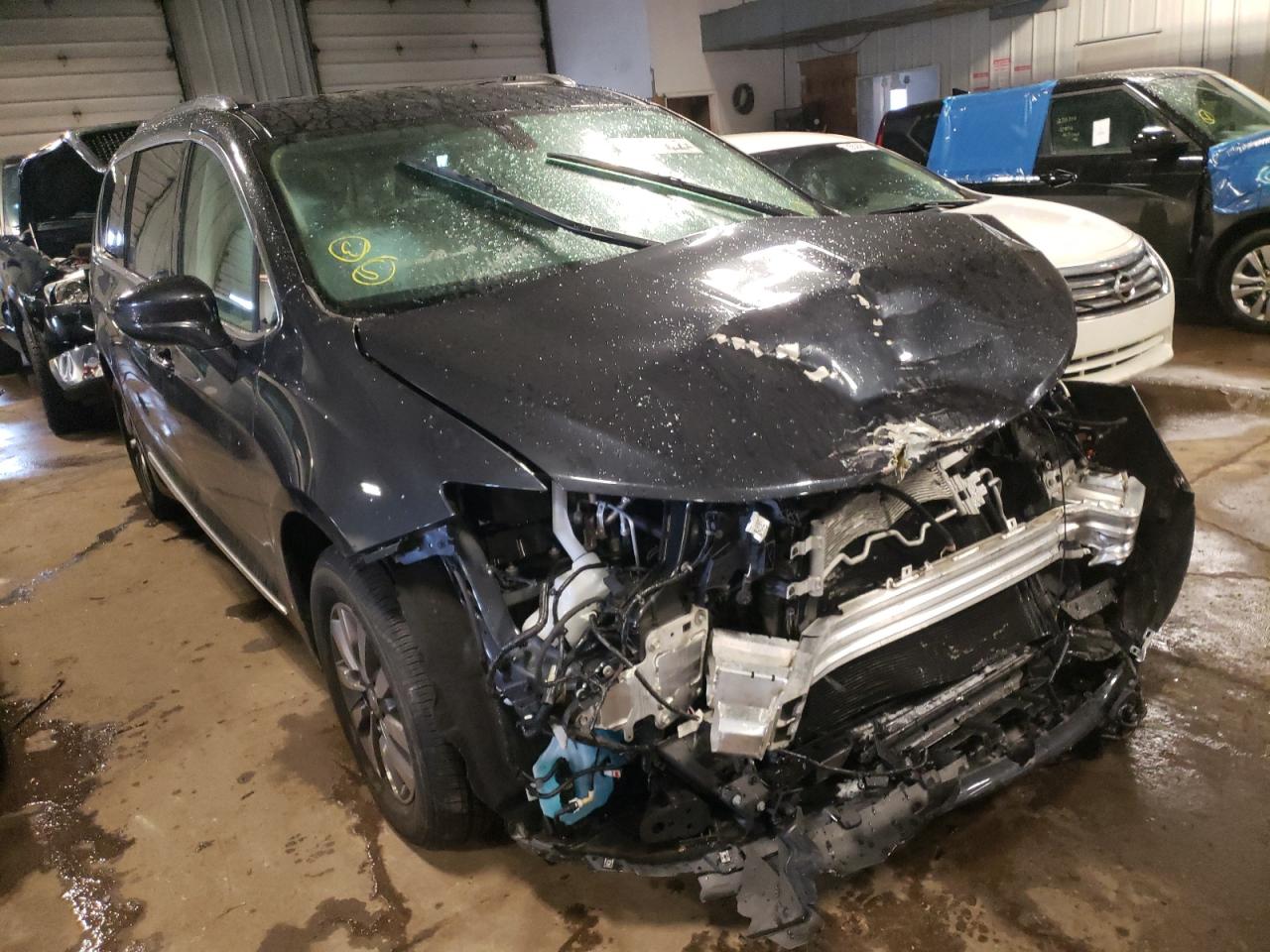 CHRYSLER PACIFICA T 2020 с VIN 2C4RC1EG0LR108543 - Фото с аукциона