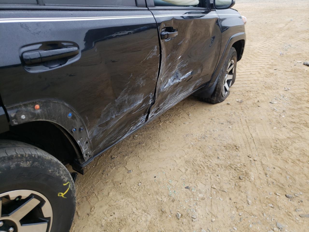 Photo 9 from auction – 2015 TOYOTA 4RUNNER SR with VIN JTEZU5JR2F5092130