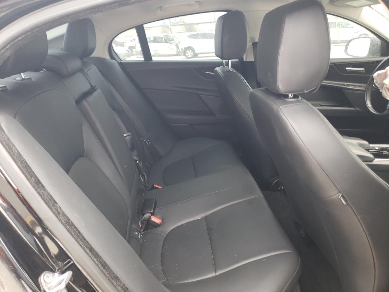 Photo 6 from auction – 2017 JAGUAR XE with VIN SAJAR4BG3HA975689