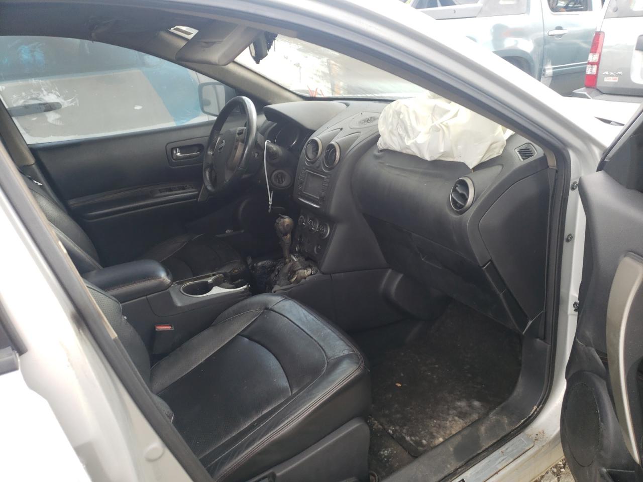 Photo 9 from auction – 2012 NISSAN ROGUE S with VIN JN8AS5MT2CW293728