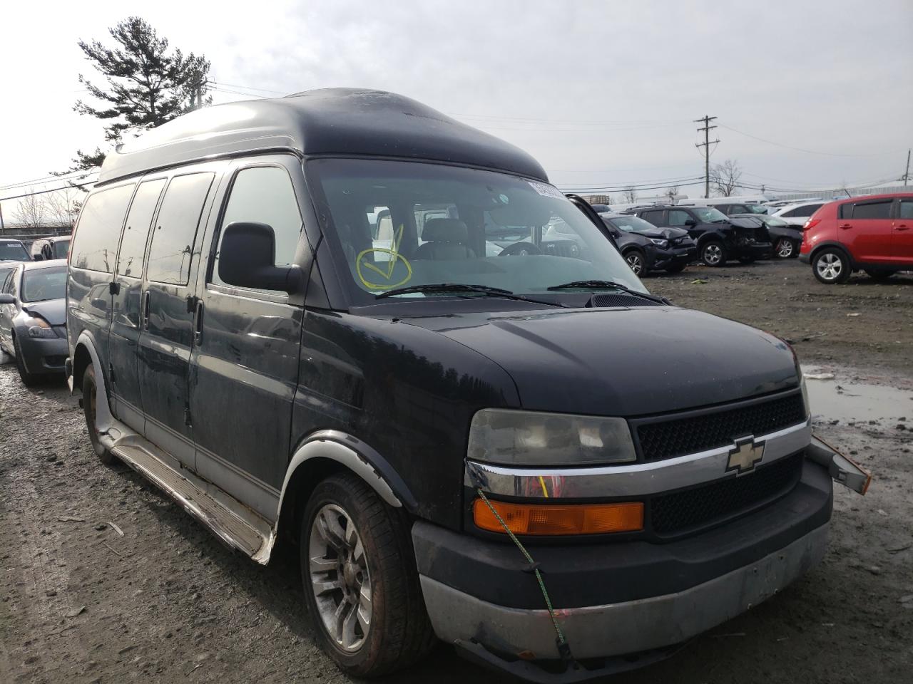 CHEVROLET EXPRESS G1 2003 with VIN 1GBFG15T831160242 - Photo from auction