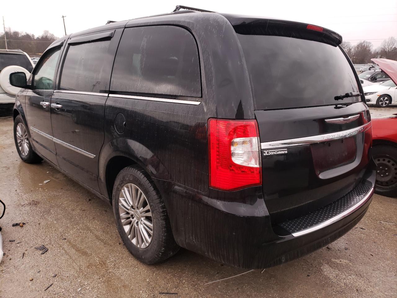 Photo 3 from auction – 2013 CHRYSLER TOWN & COU with VIN 2C4RC1CG3DR566002