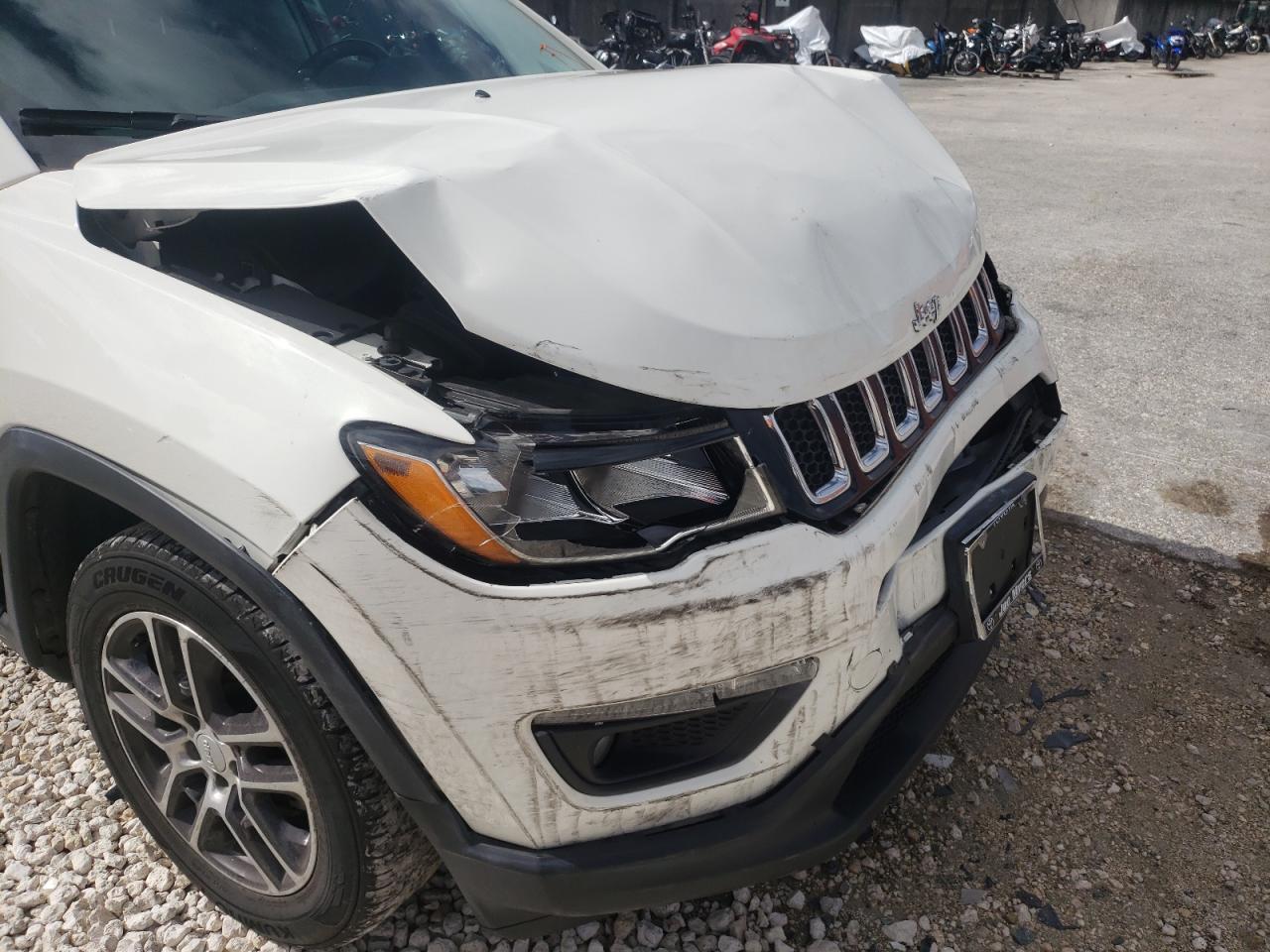 Photo 9 from auction – 2019 JEEP COMPASS LA with VIN 3C4NJCBB9KT623724