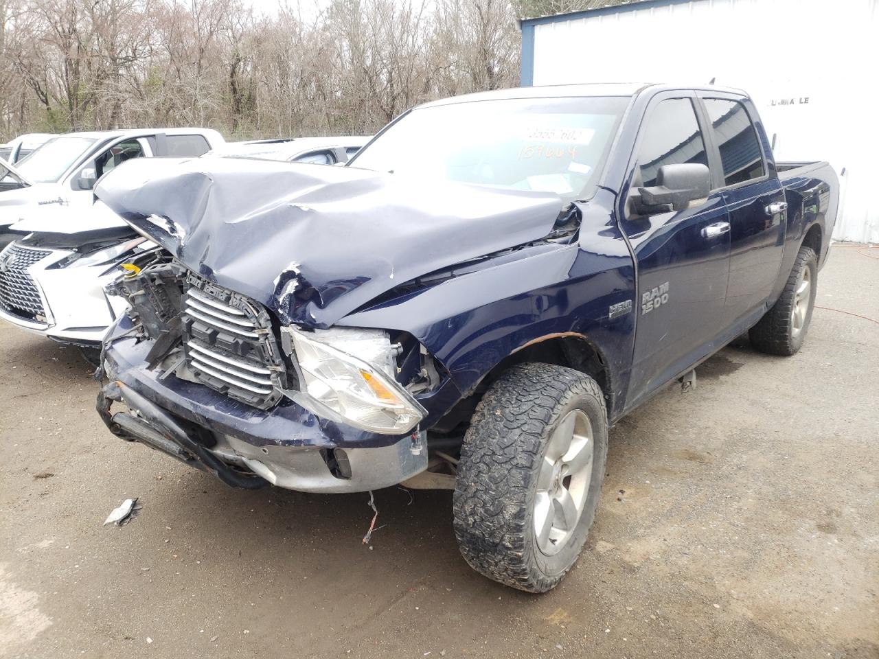 Photo 2 from auction – 2016 RAM 1500 SLT with VIN 1C6RR6LT4GS159664