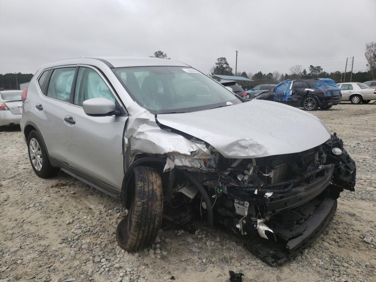 NISSAN ROGUE S 2017 with VIN KNMAT2MT2HP596016 - Photo from auction