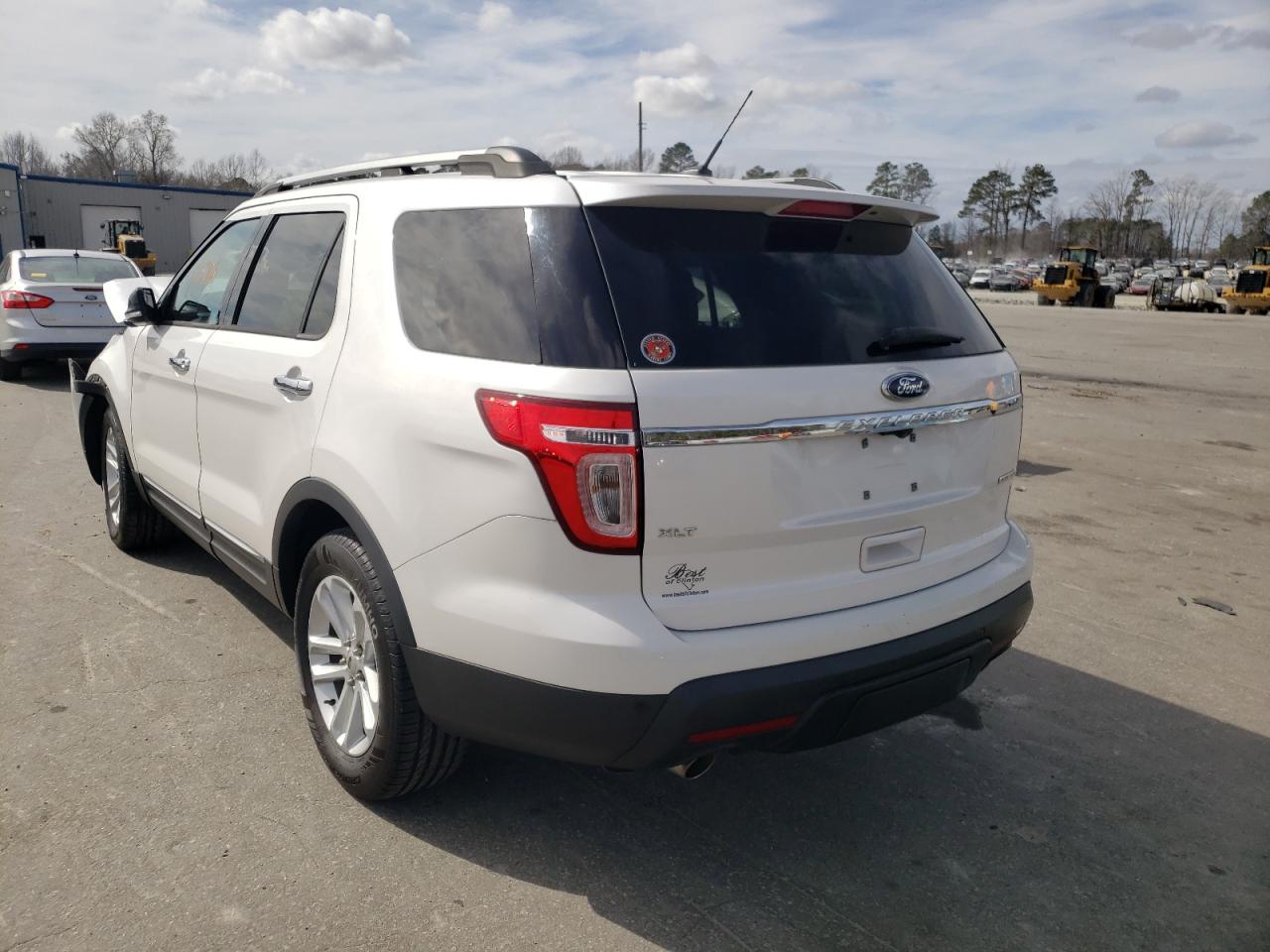 Photo 3 from auction – 2014 FORD EXPLORER X with VIN 1FM5K7D85EGA16035