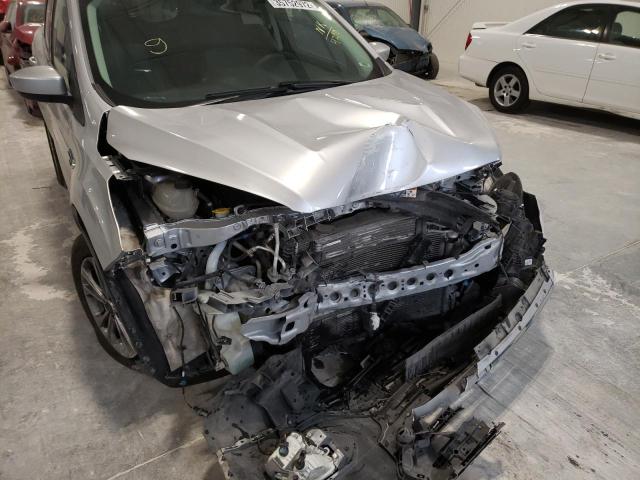 Photo 9 from auction – 2019 FORD ESCAPE SE with VIN 1FMCU9GD0KUB64290