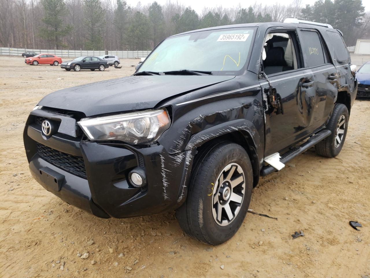 Photo 2 from auction – 2015 TOYOTA 4RUNNER SR with VIN JTEZU5JR2F5092130