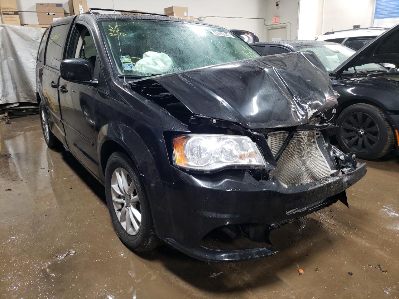 DODGE GRAND CARA 2015 with VIN 2C4RDGCG4FR527597 - Photo from auction