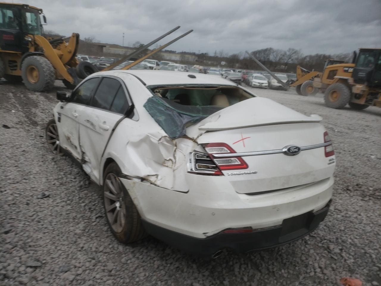 Photo 3 from auction – 2015 FORD TAURUS SEL with VIN 1FAHP2E87FG166630